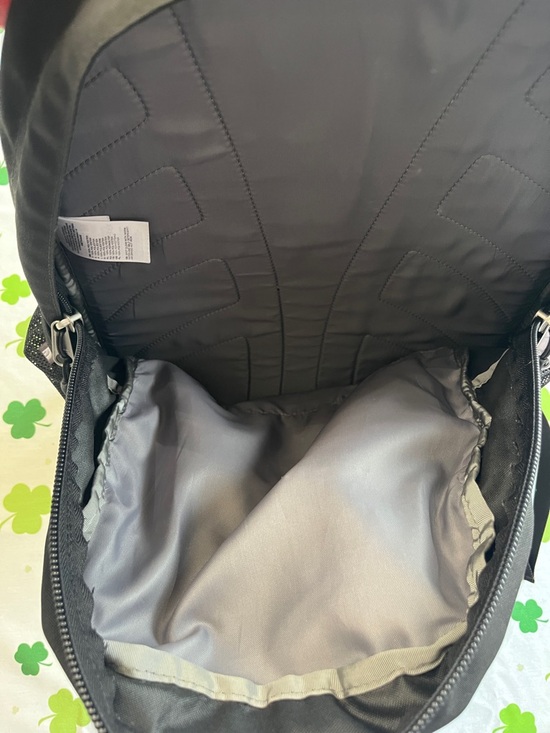 The North Face Black Jester Backpack - Men's Outdoor Pack - Picture 3 of 6